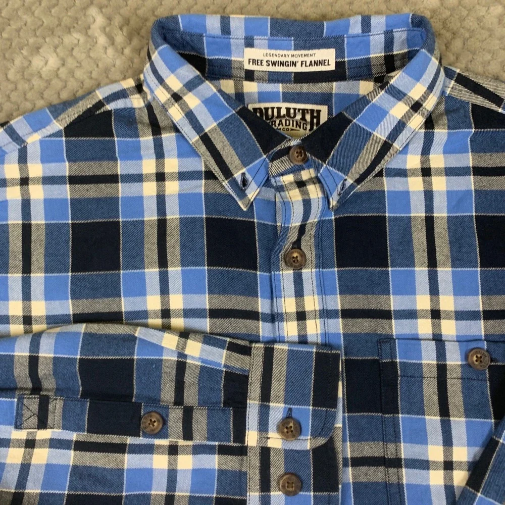 Duluth Trading Free Swingin Flannel Shirt Mens XL Blue Plaid Relaxed Fit NWT